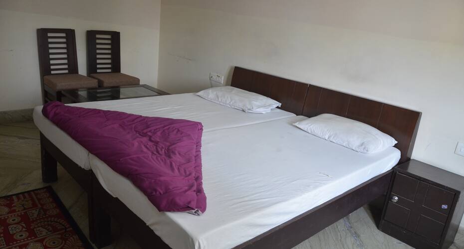 Hotel Regal, Moradabad 4
